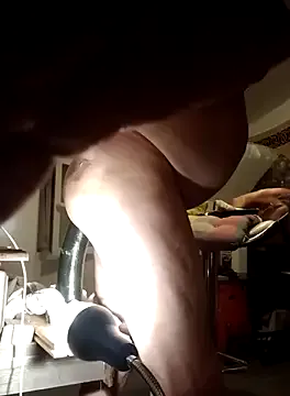 babajimaz@xh on StripChat 