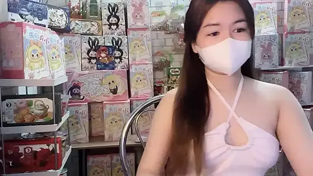 BabyThree_ on StripChat 
