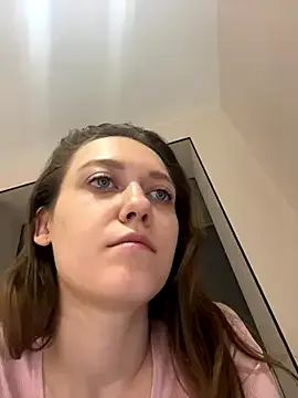 Bambi-Live — Lovense control for last tipper 5 mins