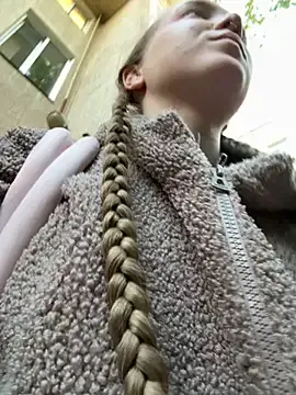 bambi_lu — happy to see u back! jumping girls