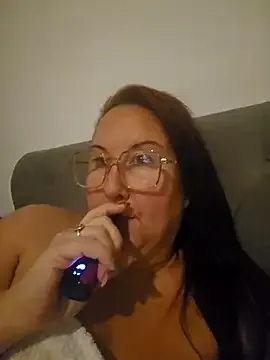 Bekahblows — Dildo play til i cum