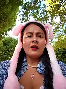 bellapaty on StripChat 