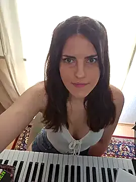 BelleFelicitas on StripChat 