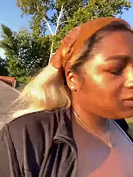 BigFineSelena — spread + oil + spanks on asssssss