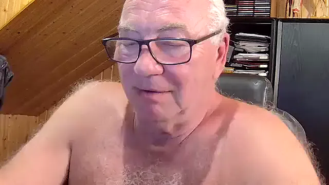 biggandybig on StripChat 