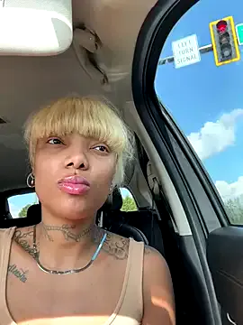 butterflybootyy on StripChat 