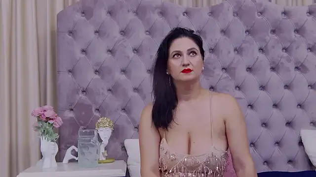 CassidyVelvet on StripChat 
