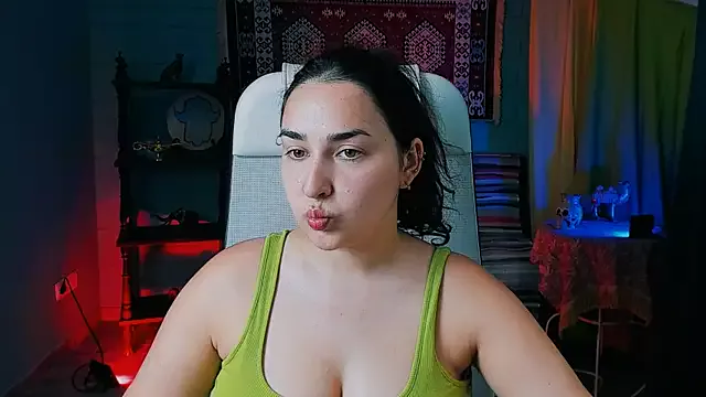 CeceliaJohnson on StripChat 