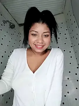 celesstte_00 on StripChat 