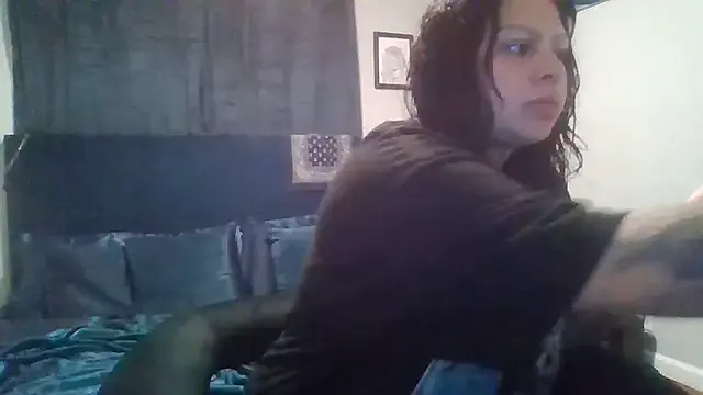 chicanachic13 — Freechat on StripChat