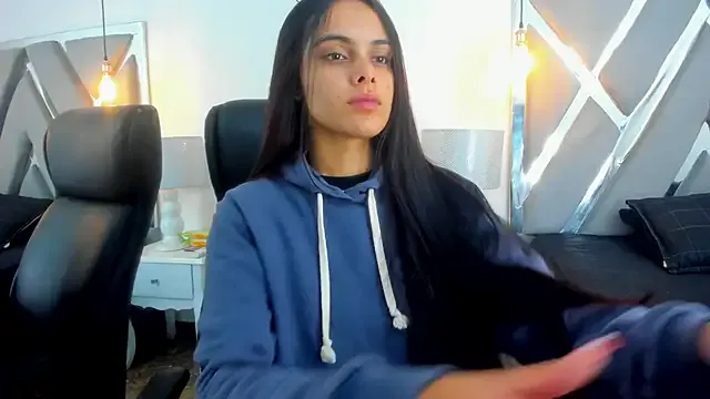 ChloeHarper_ — doggy style + spank ass naked 