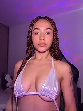 Crystal_Dluna — Freechat on StripChat