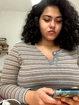 Curvydesifromgermany — Oil on tits