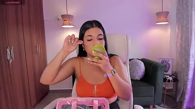 DANDARA_THOM on StripChat 
