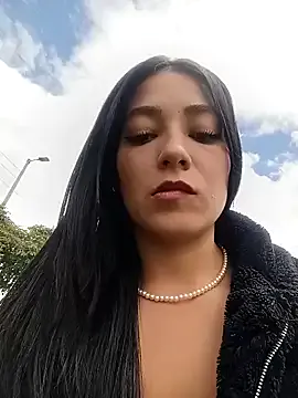 DANNA-09_ on StripChat 