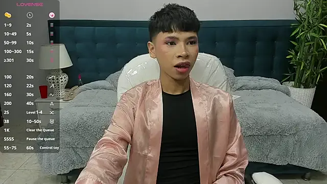 dilan_911 — FINGER IN THE ASS