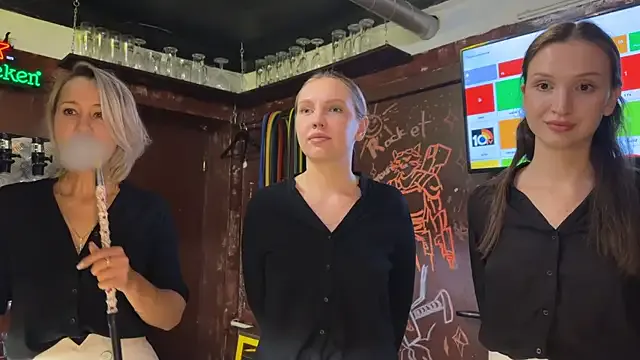dirtypub — All girls naked