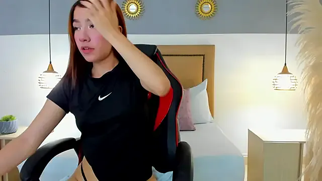 doll_eyees_ on StripChat 