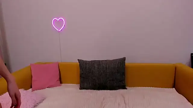 DollyPixel on StripChat 