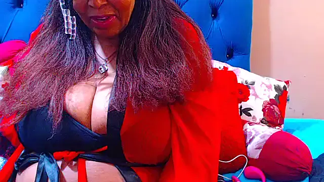 ebonycandy10 — Freechat on StripChat