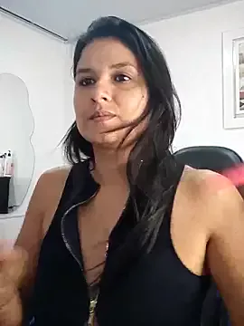 elena_jonees on StripChat 