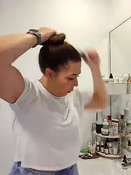 Ellie-L-Elizabeth on StripChat 