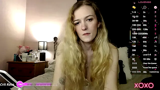 EllieeRose — play with pussy