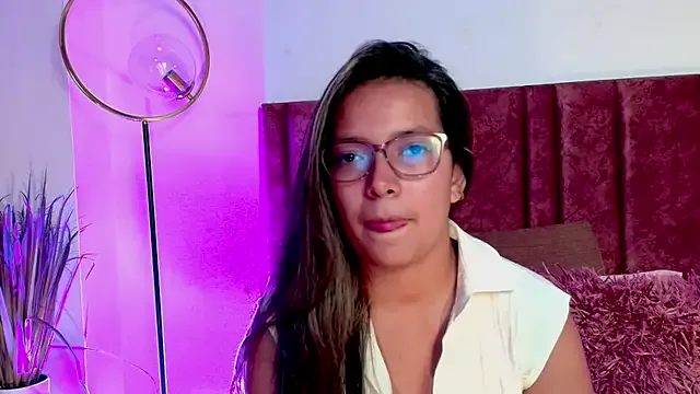 EllieFontanes on StripChat 