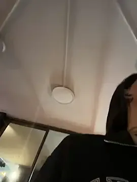 emmaherby on StripChat 