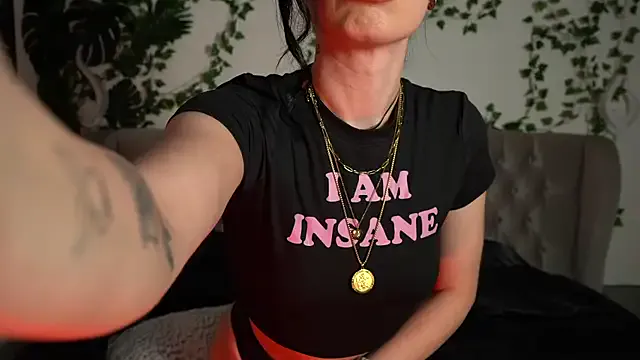 Estherjizz — last tip gets new video & snap