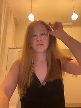 Eva_Weyne — Topless