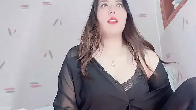 Eve5215 on StripChat 