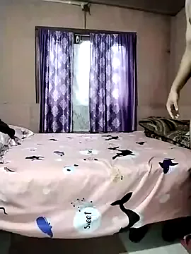 Flirtandfuck0 — Toung under pussy