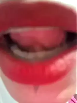gatadeojosclaros on StripChat 