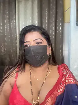 GEET-LOVE — BOOBS OILING
