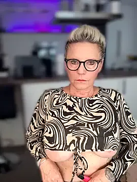 German_Milf — Surprise Last tip