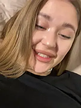 gi_grahams on StripChat 