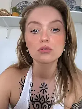 Goldloeckchen159 — Private on StripChat