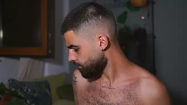 HairyRobxxx — take it out and rub it Rob