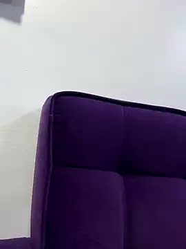 Hannahoff — Spanks sexy ass
