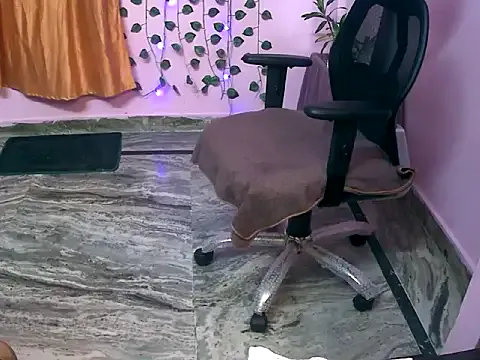 heyy_kiran on StripChat 