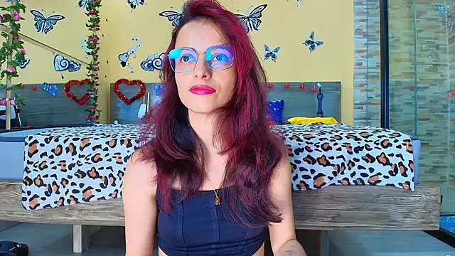 HottCandy21 on StripChat 