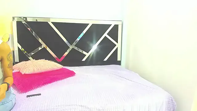iisabella_noa on StripChat 