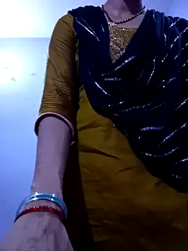 indiandesilive on StripChat 