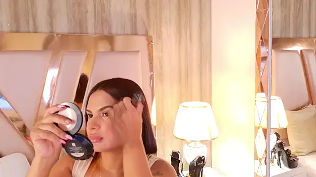 IrinaVelvet on StripChat 