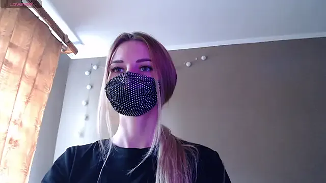 Iris_lave on StripChat 