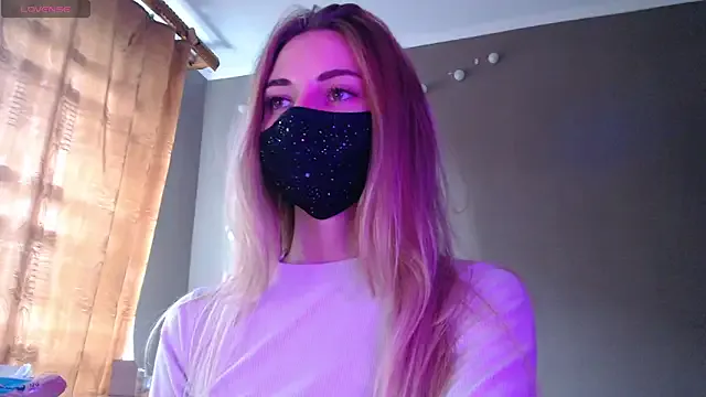 Iris_lave on StripChat 