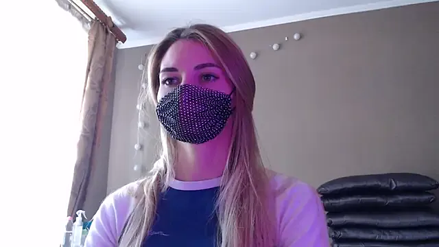 Iris_lave on StripChat 