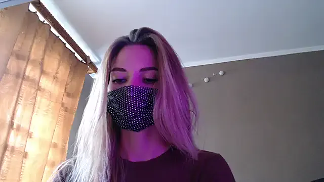 Iris_lave on StripChat 