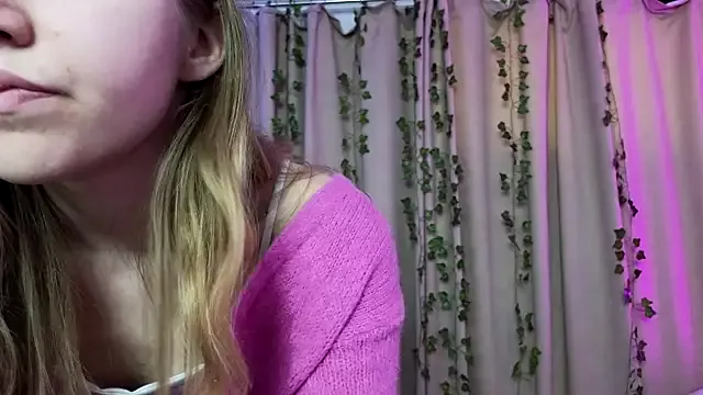 Iris_Rain on StripChat 